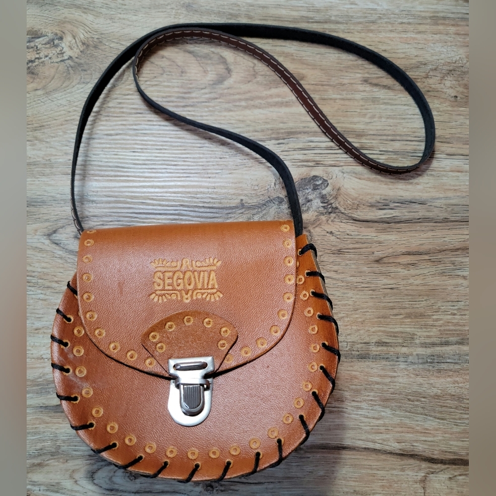 Handmade Small Genuine Leather Segovia Basket Bag